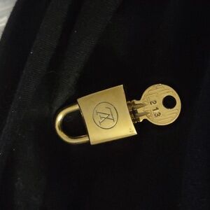 "Rare" Louis Vuitton lock and key 200 series